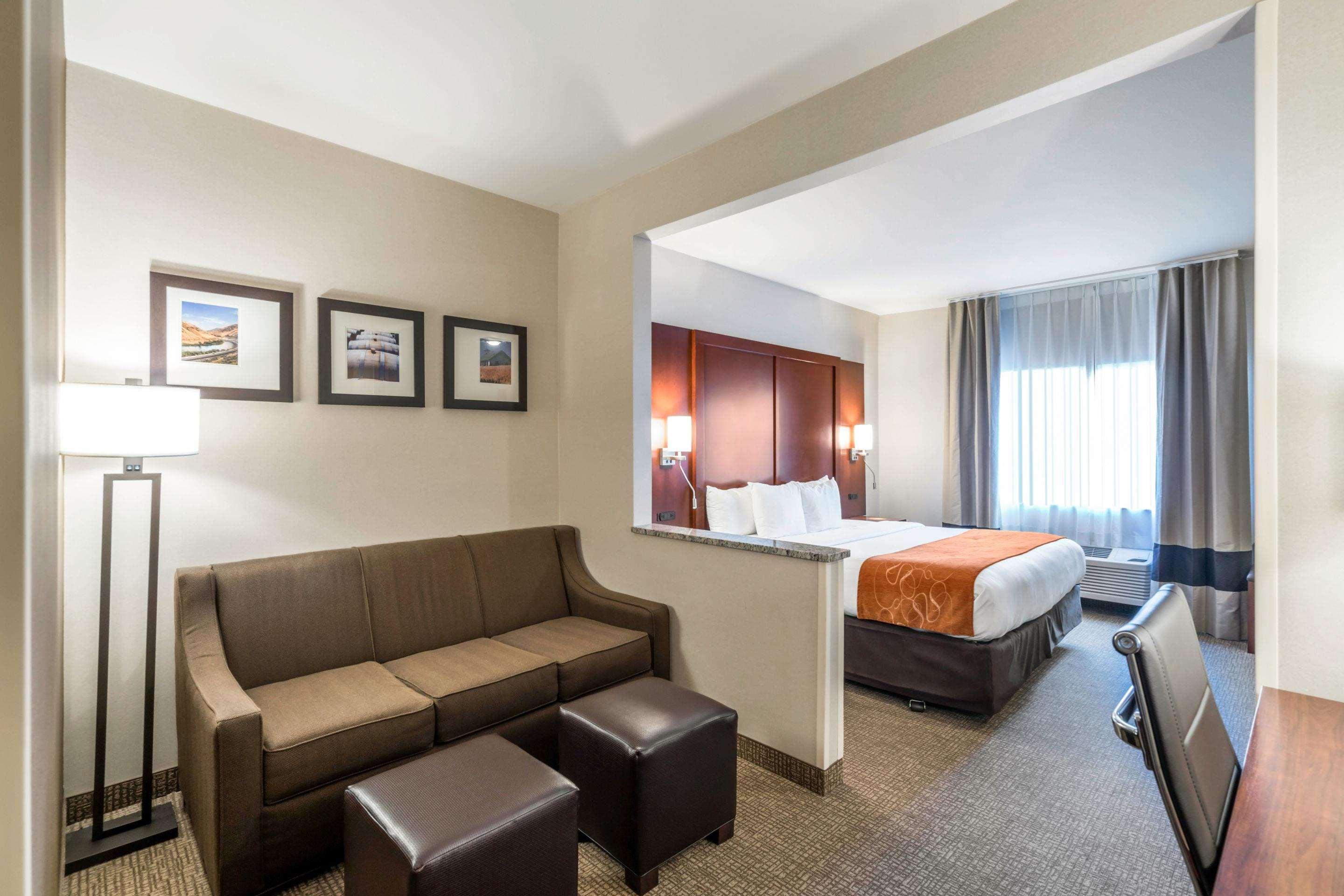 Comfort Suites Якима Экстерьер фото